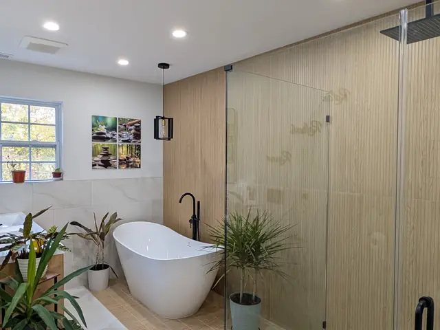 Primary & Hall Bathrooms