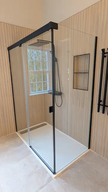 Spa-Style Primary Bathroom — 4 of 11